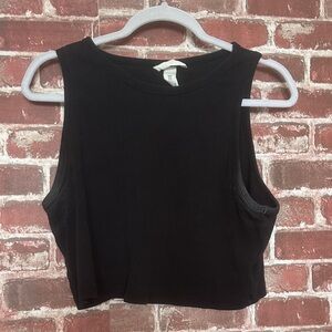 Black Sleeveless Crop Top